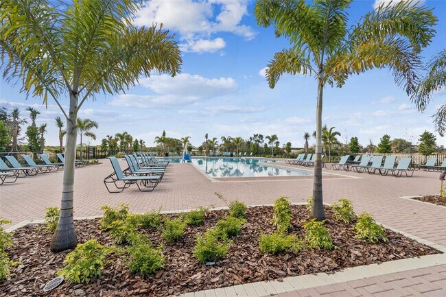 Building Photo - 601 Ambleside Dr