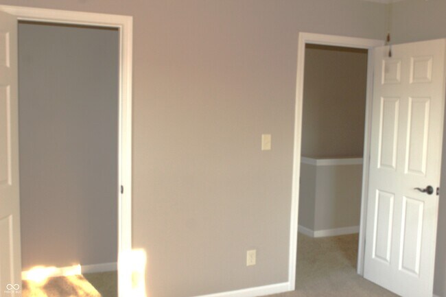Building Photo - 2244 McGregor Ct