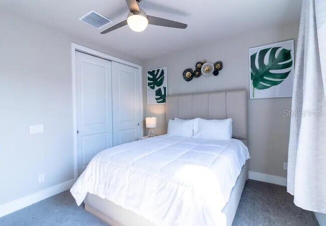 Building Photo - 7740 Sandy Ridge Dr