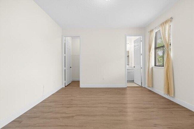 Building Photo - 3396 NW 83rd Way