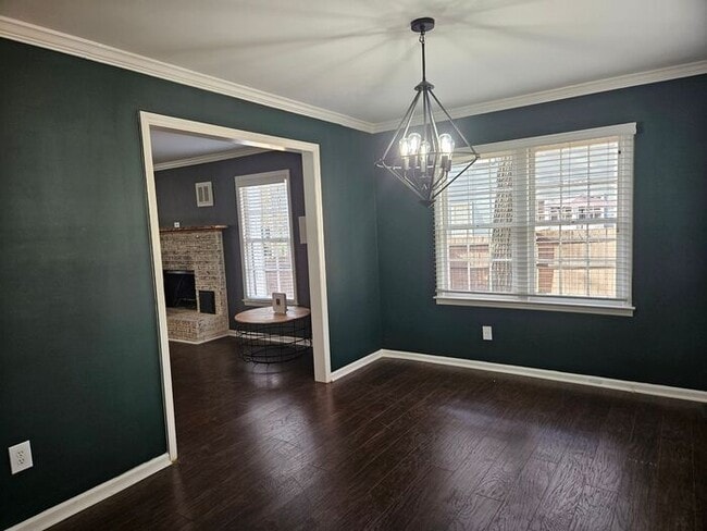 Building Photo - Gillcreek at Forest Lake