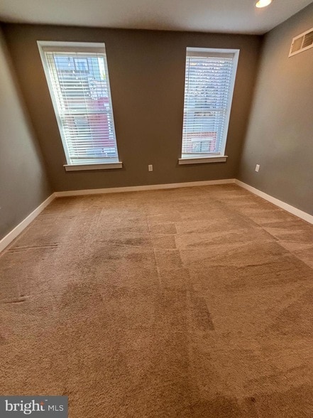 Building Photo - 3013 W Cabot St