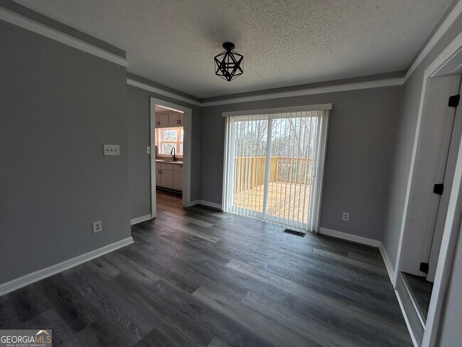 Building Photo - 36 Mitchell St