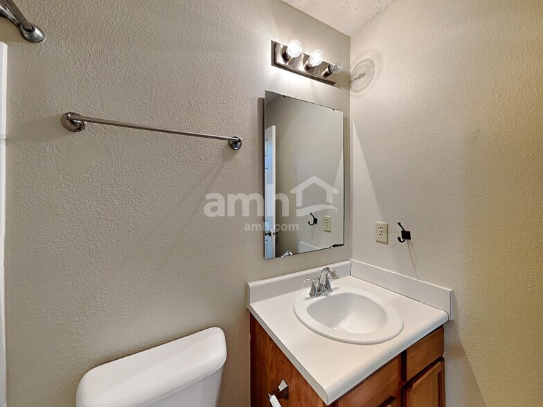 Building Photo - 9559 W Stargazer Dr