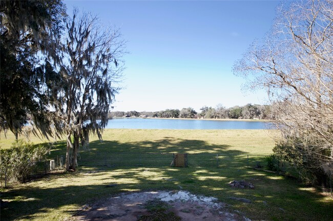 Building Photo - 315 Twin Lakes Blvd W