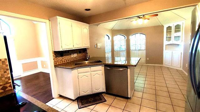 Building Photo - 2128 USA Dr