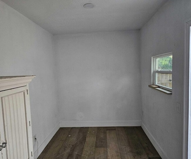 Building Photo - 1980 Kirk Rd