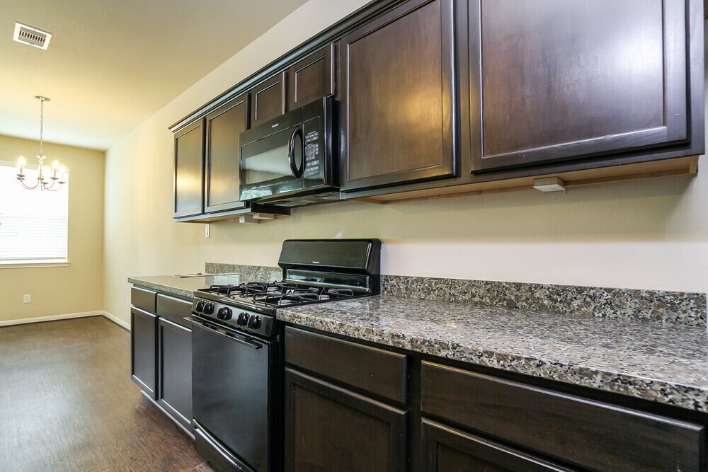 Building Photo - 13050 Rose Landing Dr