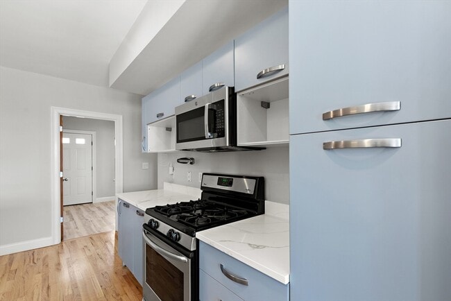 Building Photo - 877 Harrison Ave
