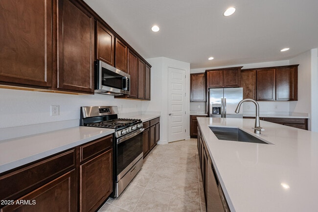 Building Photo - 25128 N 171st Ave