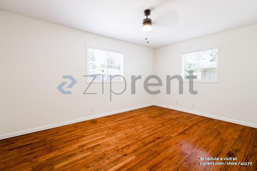 Building Photo - 2729 57th St