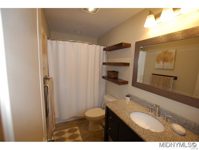 Building Photo - 130 Pheasants Run