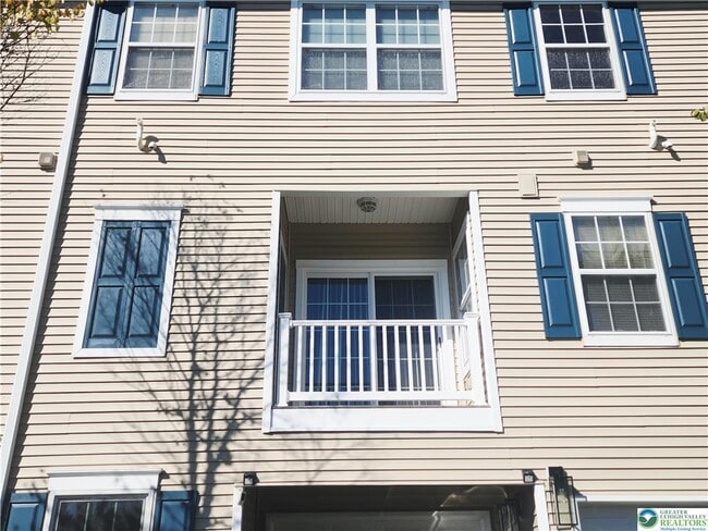 Building Photo - 974 Nittany Ct