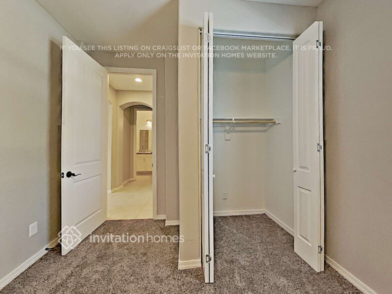 Building Photo - 3711 E Galveston St