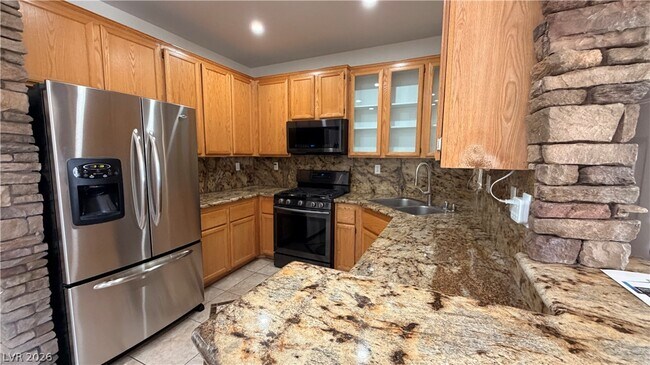 Building Photo - 75 N Valle Verde Dr