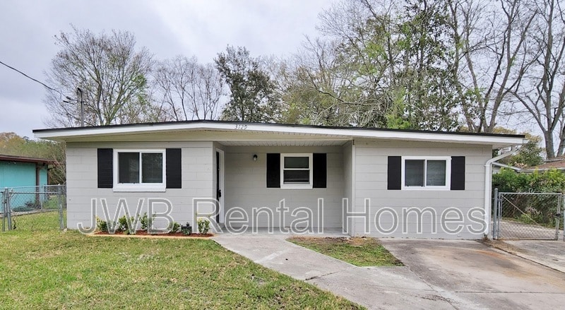 Building Photo - 3129 Hartridge St