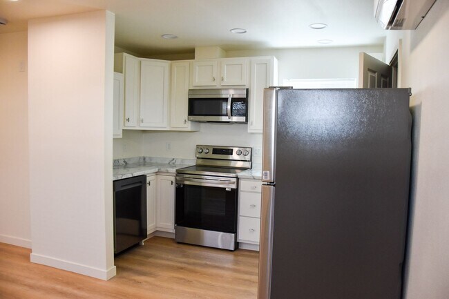 Building Photo - Newly Built Home