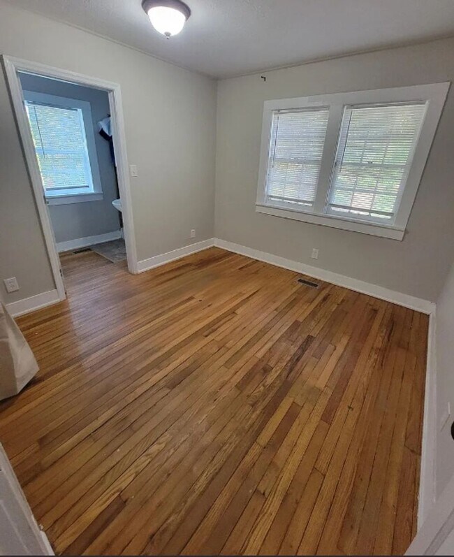 Building Photo - Charming 3BR/2BA Home in Anniston – Spacious Living & Prime Location