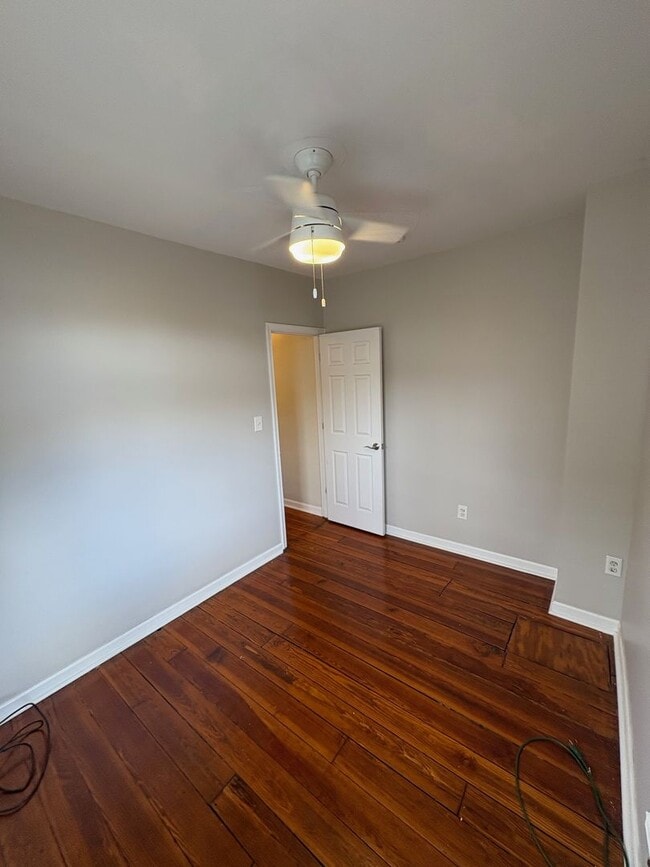 Building Photo - Beautiful 3 Bedroom on Susquehanna