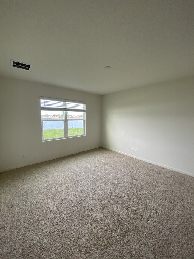 Building Photo - 10789 SW Cremona Way
