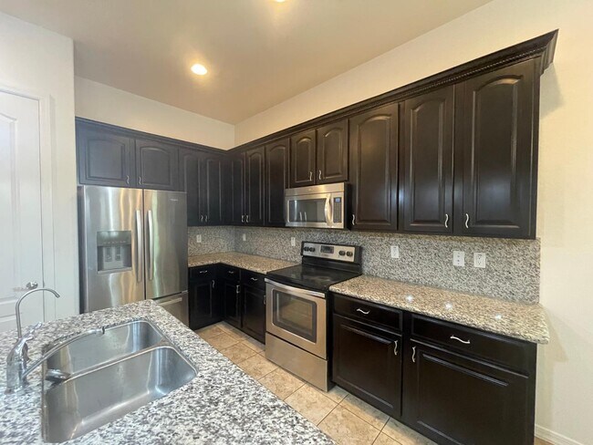 Building Photo - 1449 E Lovebird Ln