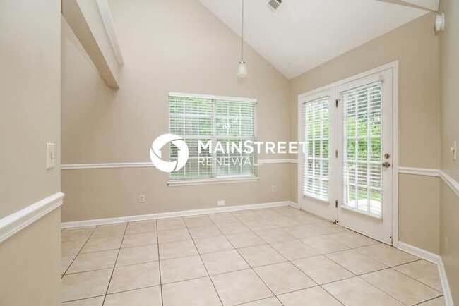 Building Photo - 3 Bedroom Pet-Friendly Home in Antioch, TN with Main Street Renewal