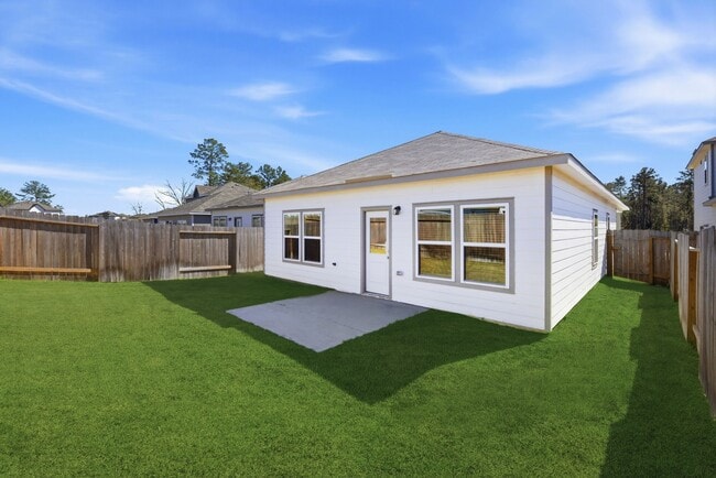 Building Photo - 16215 Globetrotter Ct