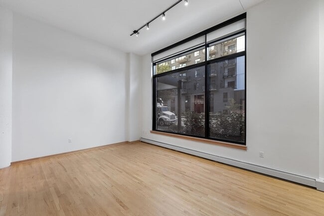Building Photo - 1120 S 2nd St