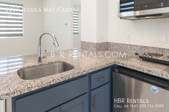 Building Photo - 2299 Jessica Way