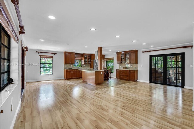 Building Photo - 12845 SW 49th Terrace