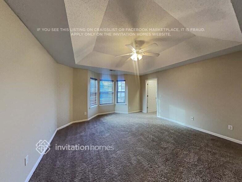 Building Photo - 1610 Vinebrook Terrace