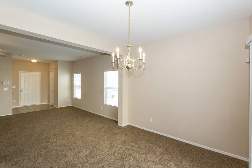 Building Photo - 8941 Chalkstone Rd