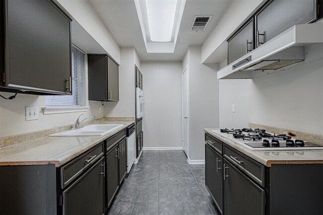 Building Photo - 11235 Stroud Dr