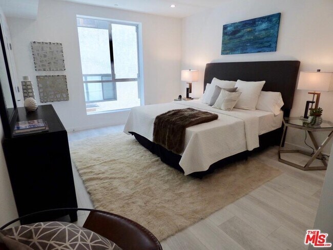 Master bedroom - 1731 FEDERAL Ave