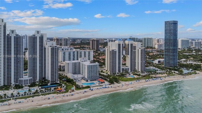 Building Photo - 19201 Collins Ave