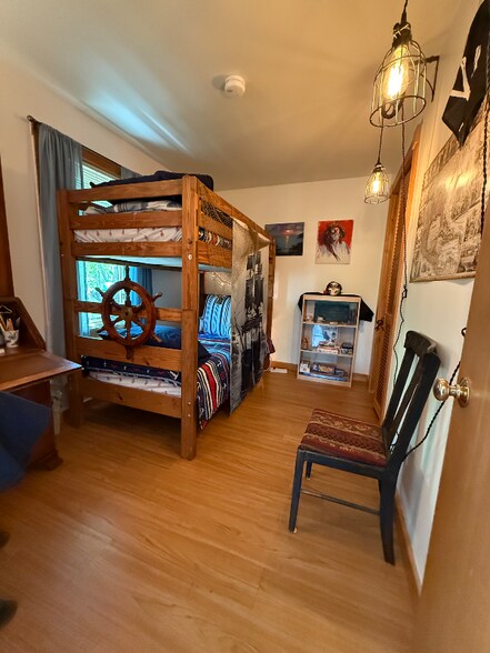 Building Photo - 19 Frog Pond Rd