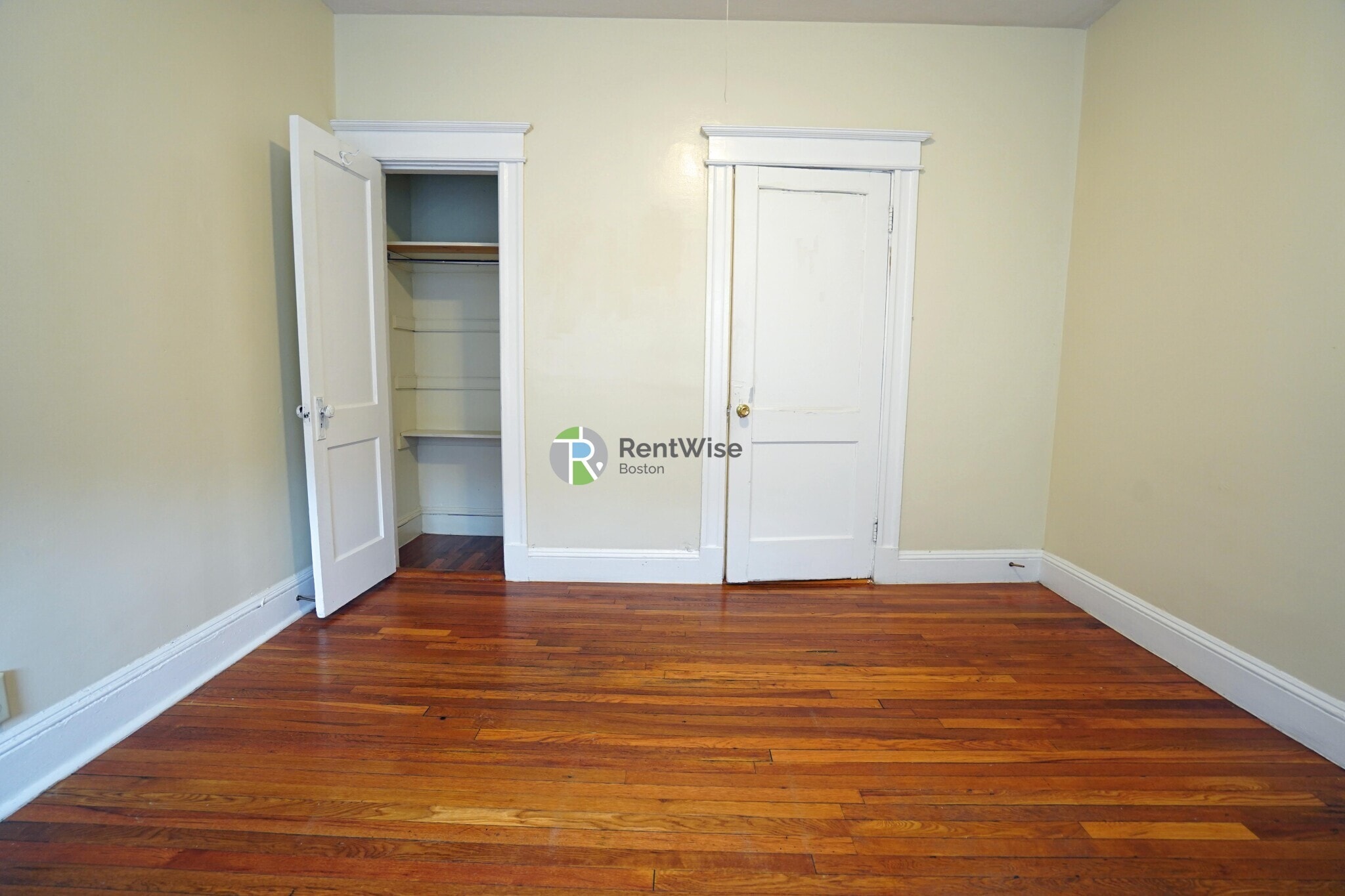 Building Photo - 64 Woodstock Ave