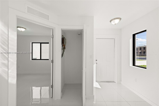 Building Photo - 2243 NW 50th St