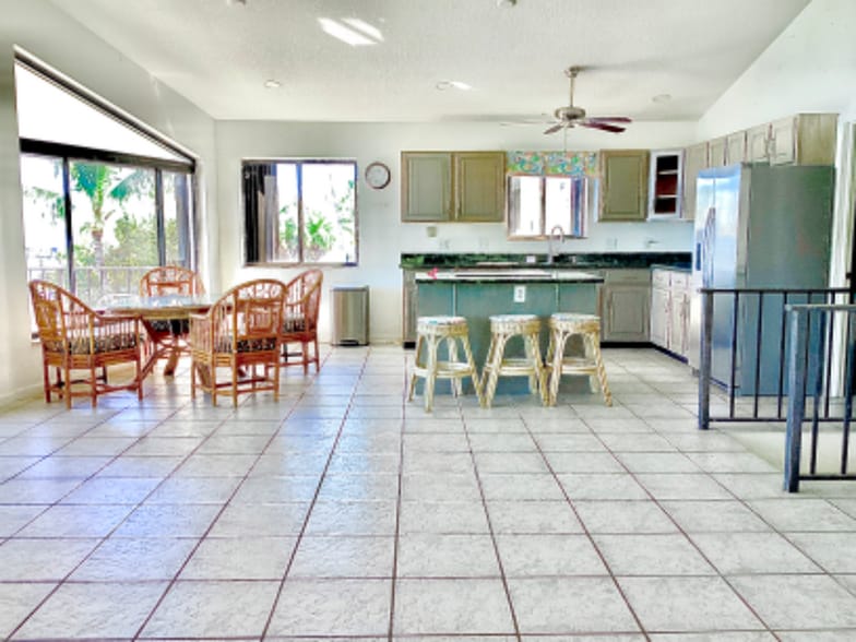 Building Photo - 232 Tarpon St