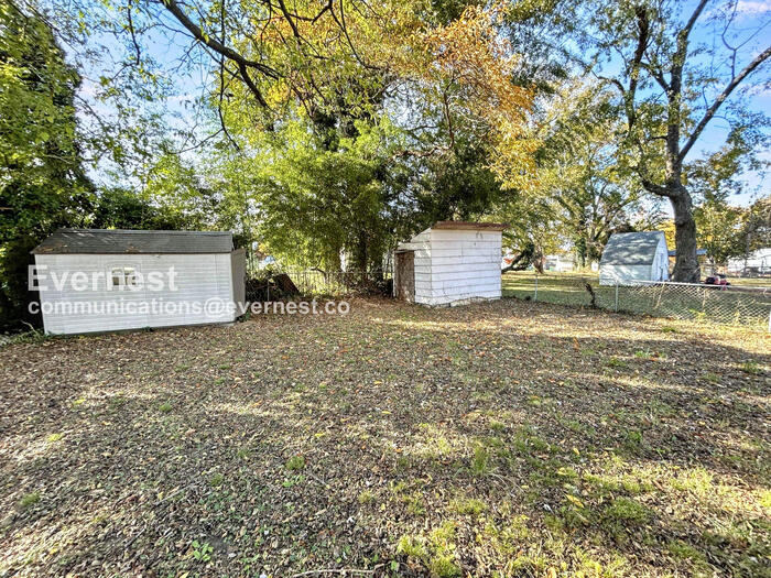 Building Photo - 203 Woodbine St