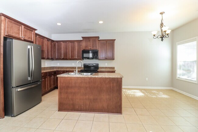 Building Photo - 522 Broughton Dr