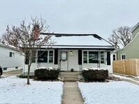 Building Photo - 30240 Groveland St