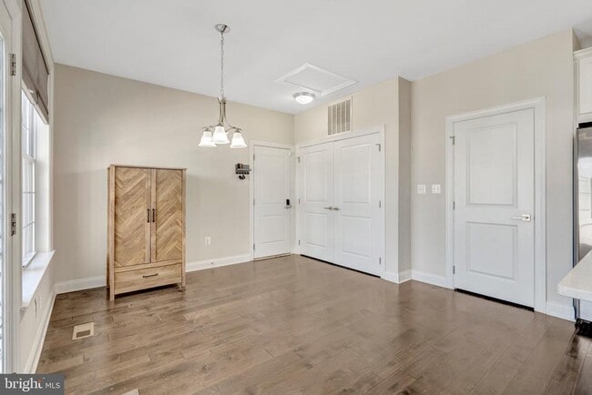 Building Photo - 23311 Silcott Woods Terrace