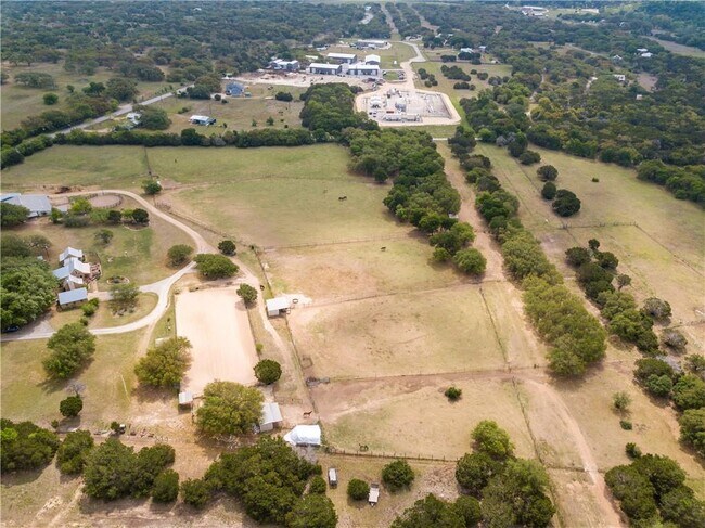 Building Photo - 15000 Fitzhugh Rd