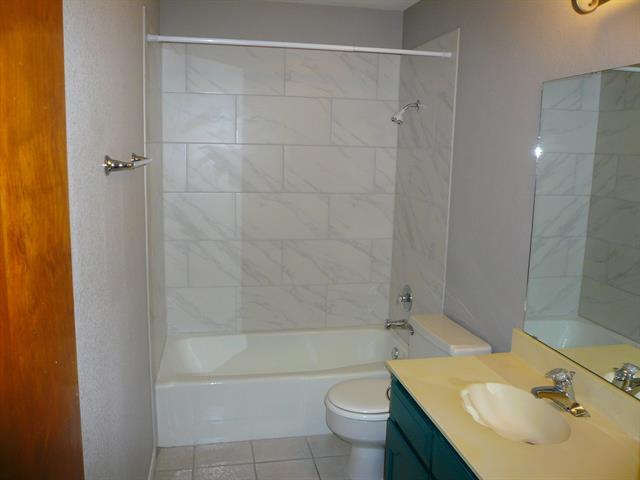 Building Photo - 3920 Woodruff Ct