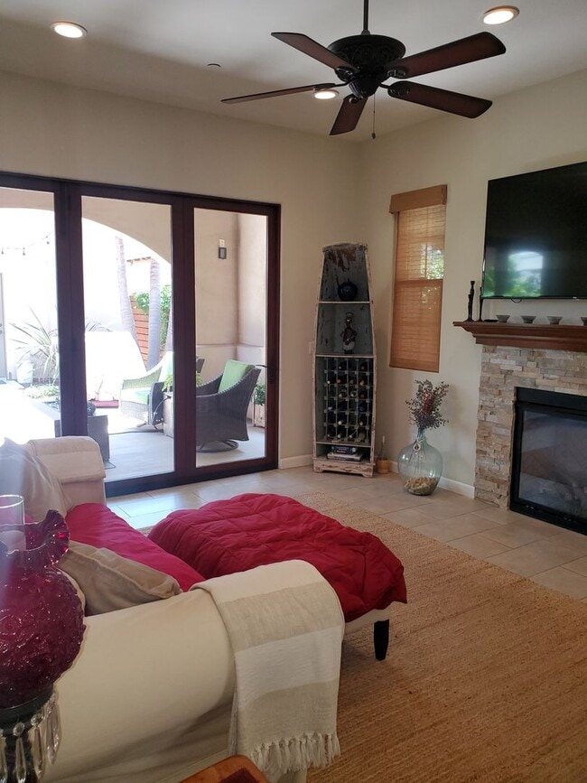 Building Photo - Elegant Coronado Village Home