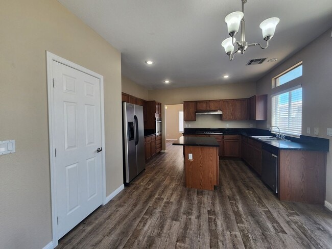Building Photo - 7748 Cascade Bluffs Ct