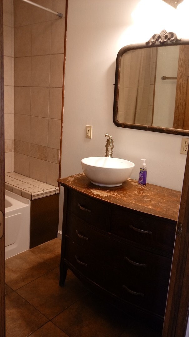 Building Photo - Amazing Country property!