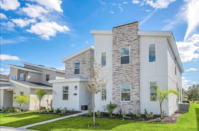 Building Photo - 9016 Sommerset Hills Dr