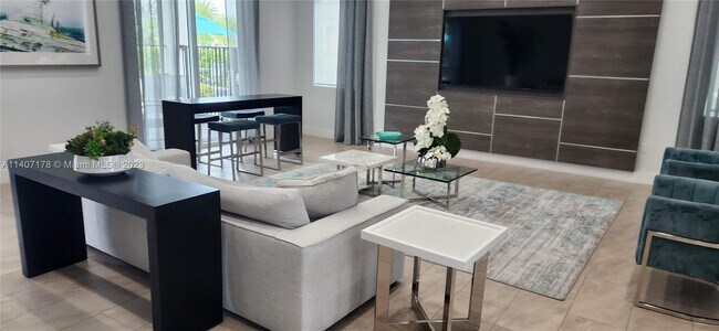 Building Photo - 2708 SE 15th Ct